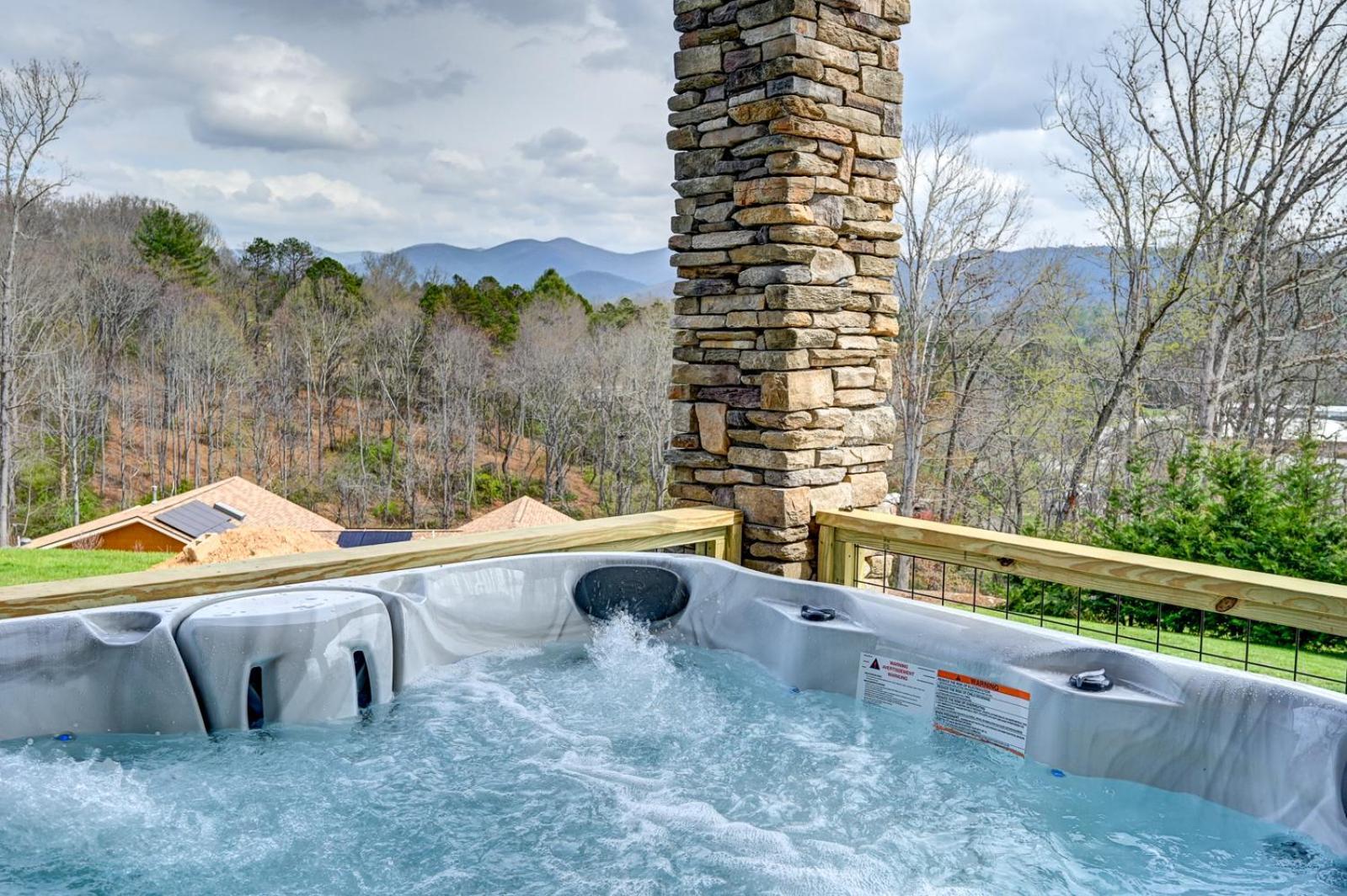 Villa Mon Trèsor, Modern Mountain Views with deck Weaverville Exterior foto