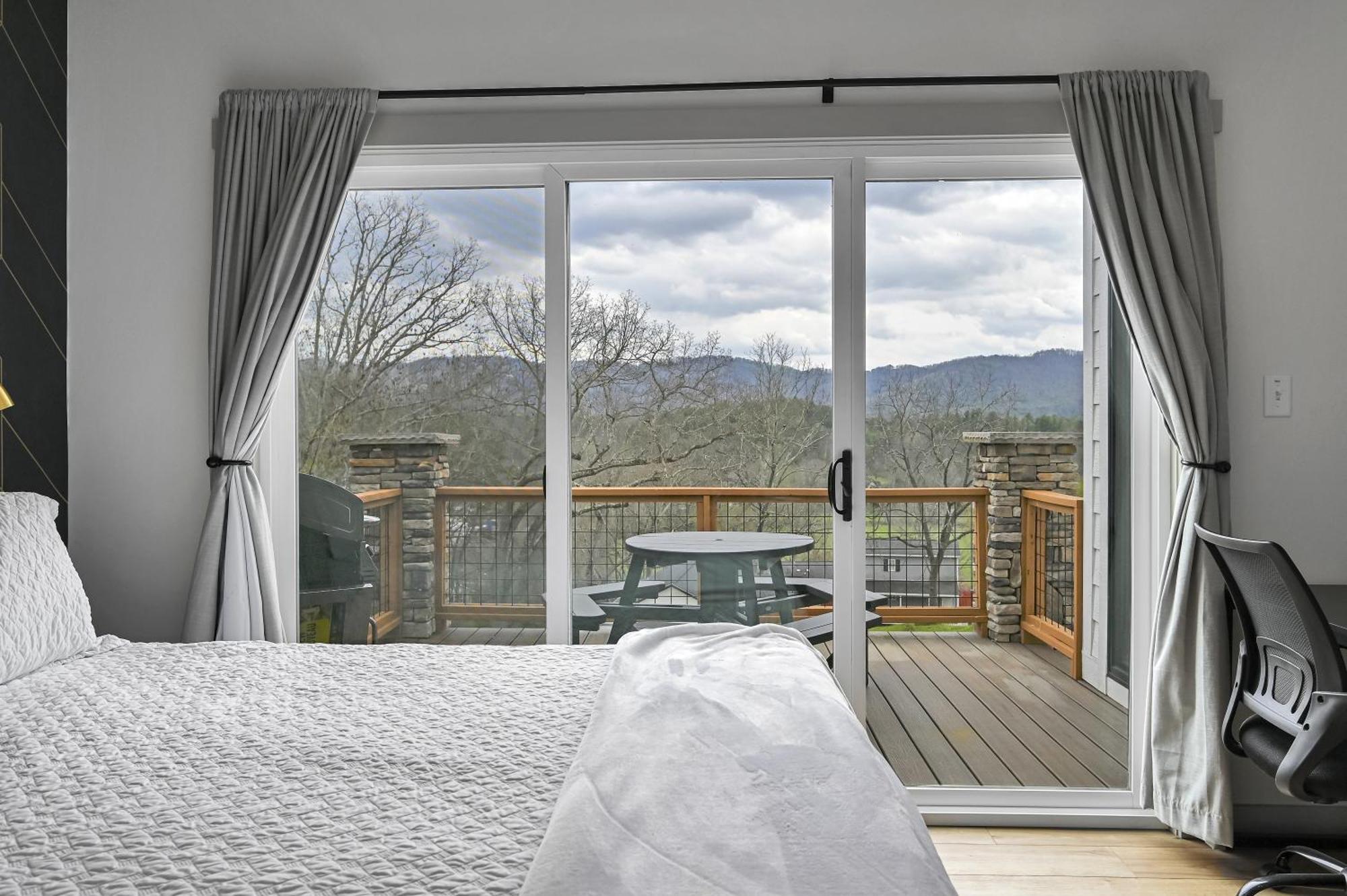 Villa Mon Trèsor, Modern Mountain Views with deck Weaverville Exterior foto